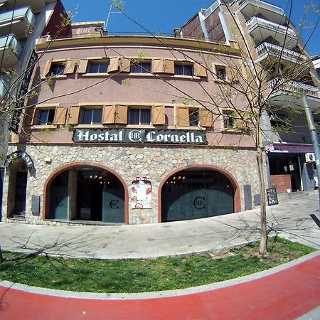 Hostal Restaurante Cornella Cornellà de Llobregat Dış mekan fotoğraf