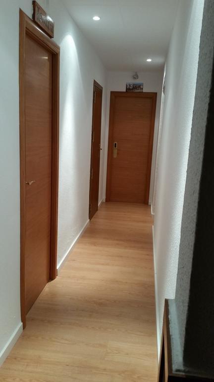 Hostal Restaurante Cornella Cornellà de Llobregat Dış mekan fotoğraf